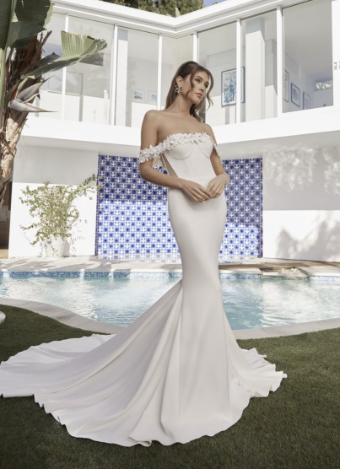 Casablanca Bridal LE128 #3 default Ivory thumbnail