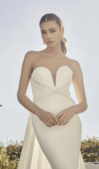 Casablanca Bridal LE127 #2 default Ivory thumbnail