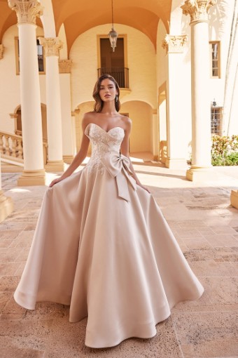 Mon Cheri MT3221 Aspyn #3 Diamond White thumbnail