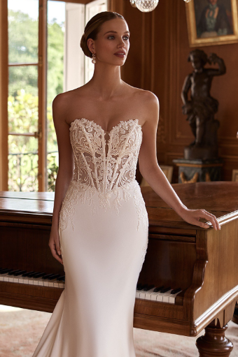 Moonlight Bridal H1606 #2 default Ivory/Rose thumbnail