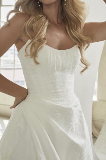 Madi Lane Wells #3 default Ivory thumbnail