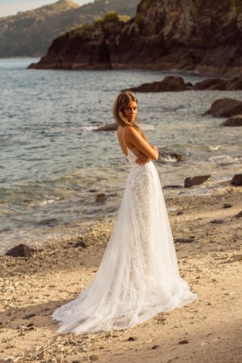 Madi Lane Jovi #1 Ivory/Mocha thumbnail