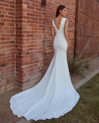 Calla Blanche LP2514 Edith #2 default Ivory with Skin Illusion thumbnail