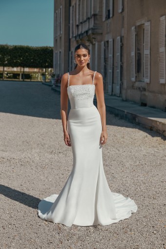 Justin Alexander 44447 #8 Ivory thumbnail