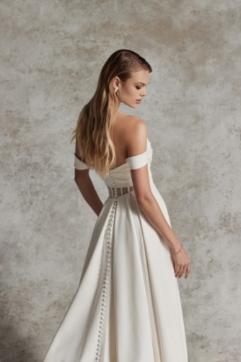 Justin Alexander 99294 #1 Ivory/Latte thumbnail