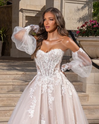 Kitty Chen Naomi (D) #0 default Ivory/Khaki/Toffee thumbnail