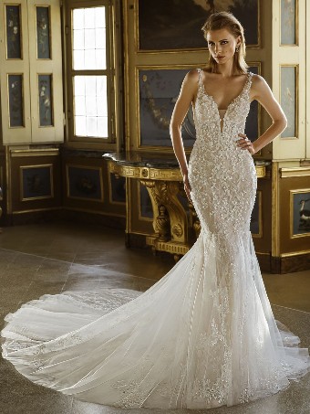Enzoani Bobbie #0 default Ivory/Nude thumbnail