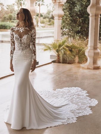 Enzoani Viennad #1 default Ivory/Nude thumbnail