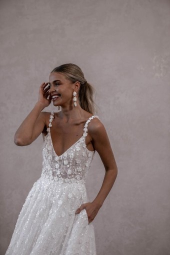 MWL Lenni Flowy #1 Ivory thumbnail
