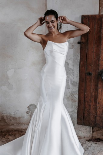 Allure Bridals E215 Carmen #0 default Black thumbnail