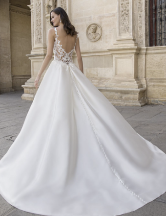 Enzoani Duchesse #0 default Ivory/Nude thumbnail